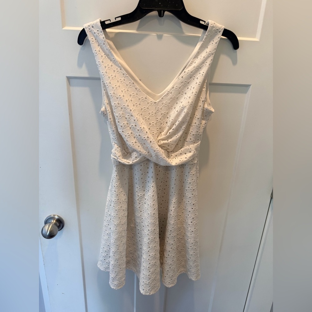 White Eyelet Dress Sleeveless Fit Flare V Neck Summer Mini Small